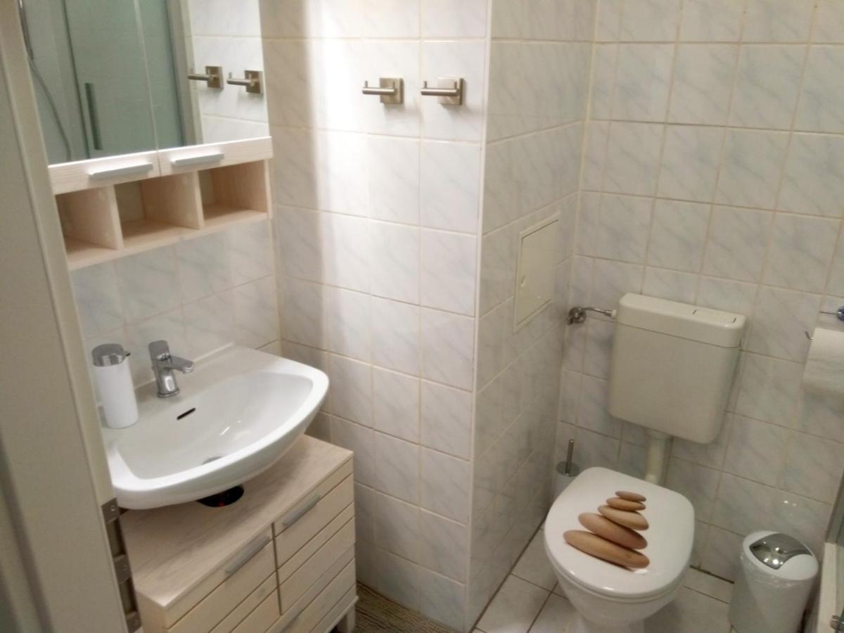 Ferienwohnung William เคมนิตซ์ ภายนอก รูปภาพ